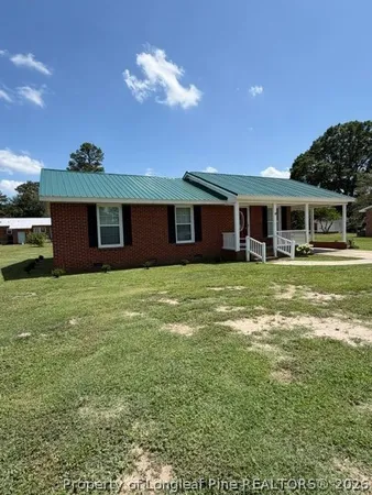 $1,575 | 2903 Anne Street, Lumberton, NC 28358