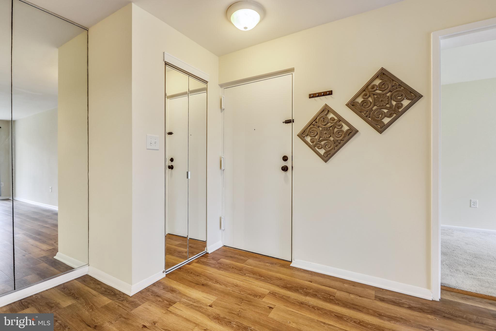 2572 Riva Road, Unit 9B Annapolis, MD 21401 - Photo 8 of 36 a view of an empty room