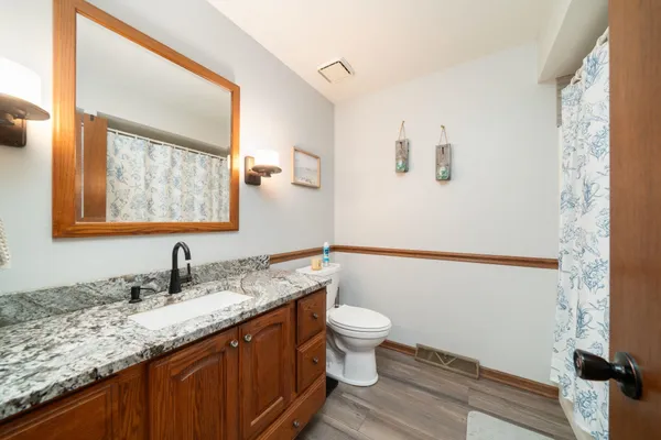 $295,000 | 5816 North Fair Oaks Drive, Davis Junction, IL 61020