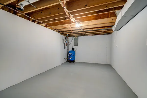 $295,000 | 5816 North Fair Oaks Drive, Davis Junction, IL 61020