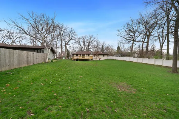 $295,000 | 5816 North Fair Oaks Drive, Davis Junction, IL 61020