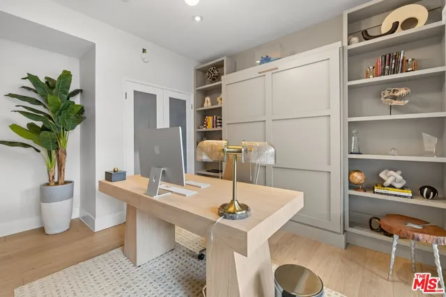 $1,240,000 | 964 Hancock Avenue, Unit 103, West Hollywood, CA 90069