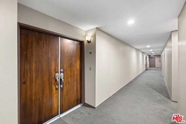 $1,240,000 | 964 Hancock Avenue, Unit 103, West Hollywood, CA 90069