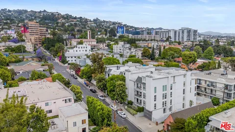 $1,240,000 | 964 Hancock Avenue, Unit 103, West Hollywood, CA 90069