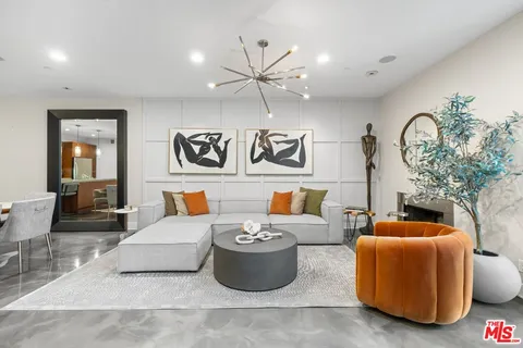 $1,240,000 | 964 Hancock Avenue, Unit 103, West Hollywood, CA 90069