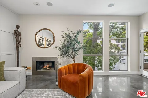 $1,240,000 | 964 Hancock Avenue, Unit 103, West Hollywood, CA 90069