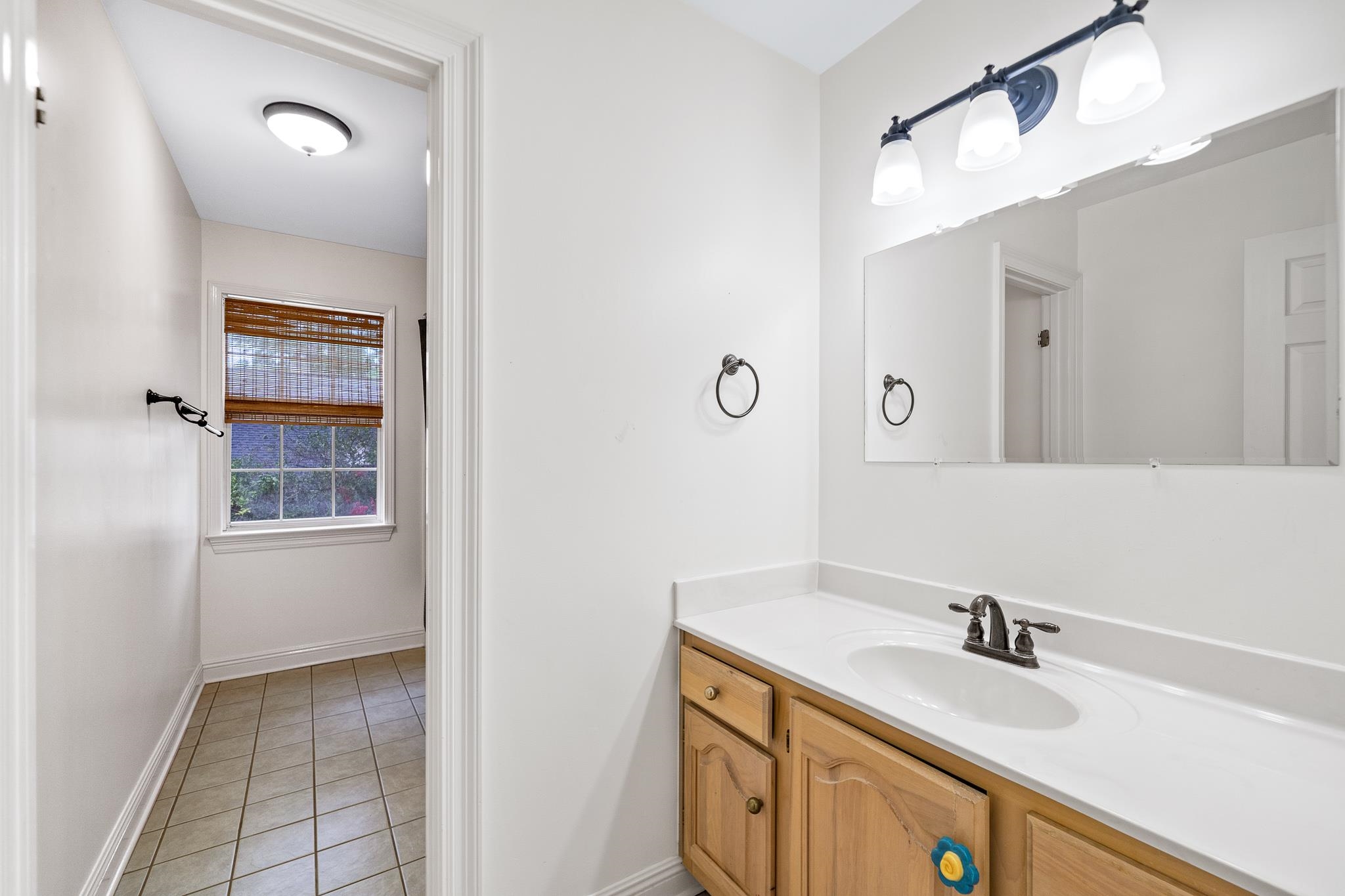 309 Perdido Avenue Fairhope, AL 36532 - Photo 28 of 40 Bathroom