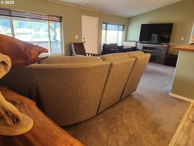 $139,000 | 100 River Bend Road, Unit 21, Reedsport, OR 97467