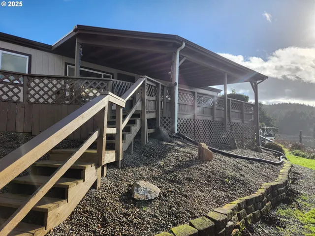 $139,000 | 100 River Bend Road, Unit 21, Reedsport, OR 97467