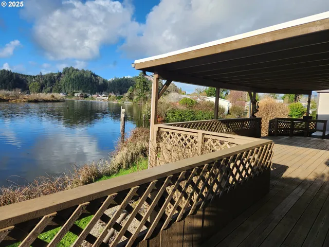 $139,000 | 100 River Bend Road, Unit 21, Reedsport, OR 97467