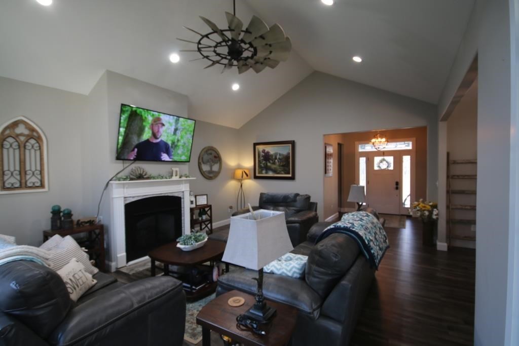 2096 Terry Road Oneida, TN 37841 - Photo 27 of 44