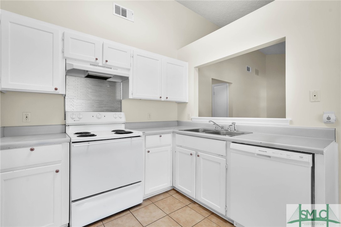 134 Ropemaker Lane Savannah, GA 31410 - Photo 13 of 30
