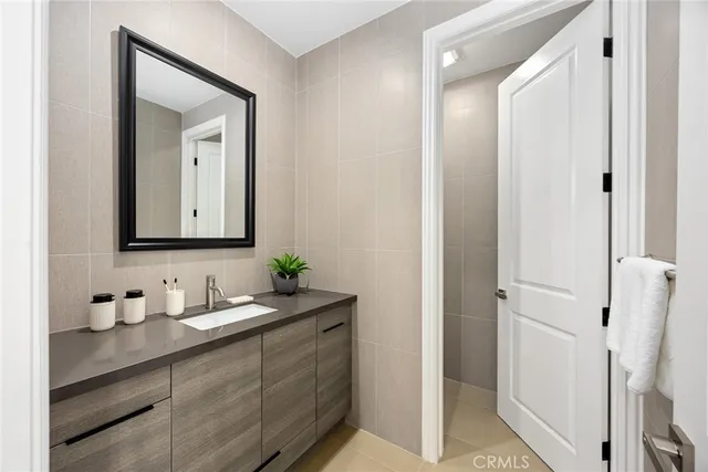 $2,368,000 | 4922 Heleo Avenue, Temple City, CA 91780