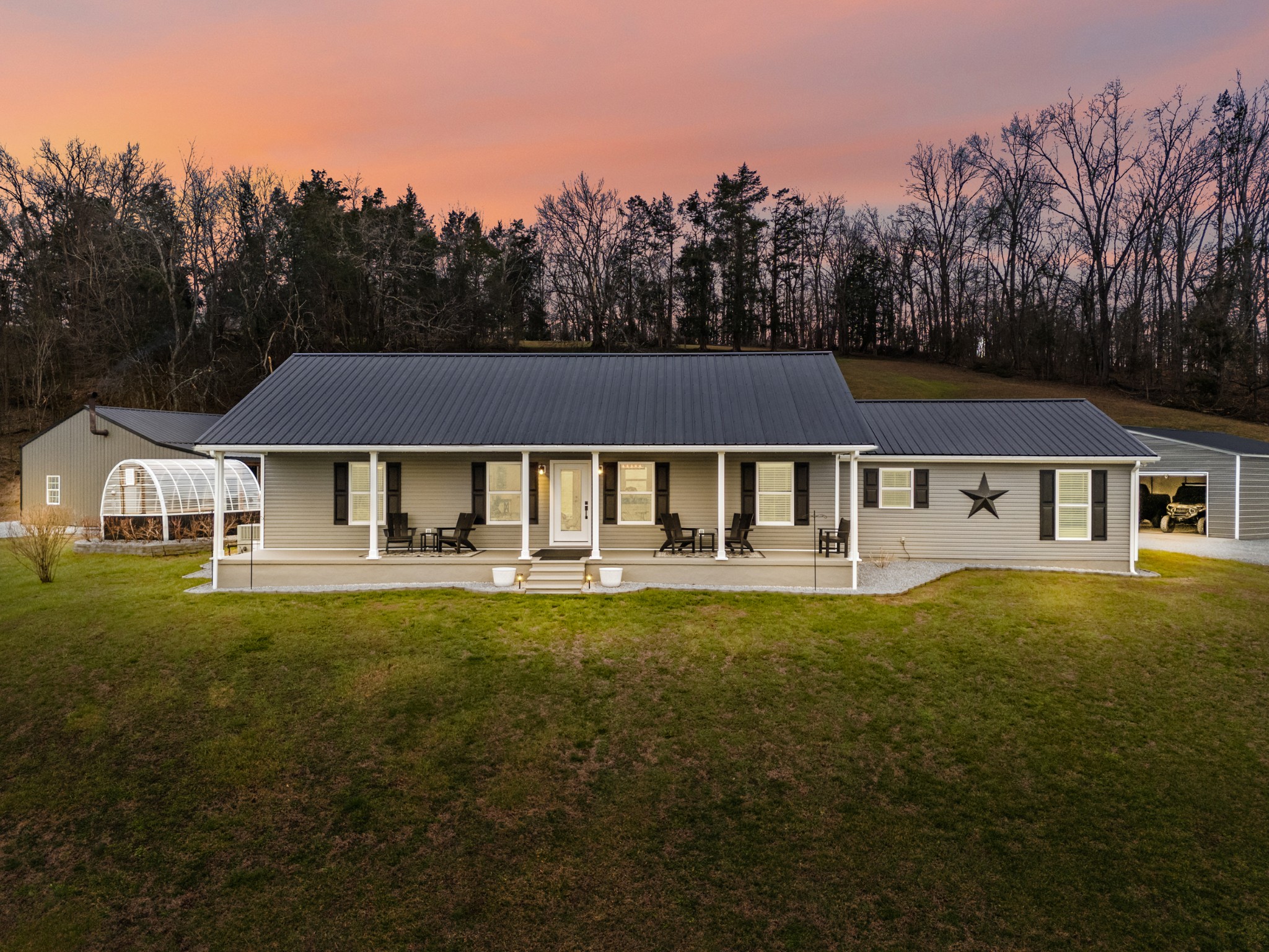 1447 West Beaverdam Road Centerville, TN 37033 - Photo 2 of 60