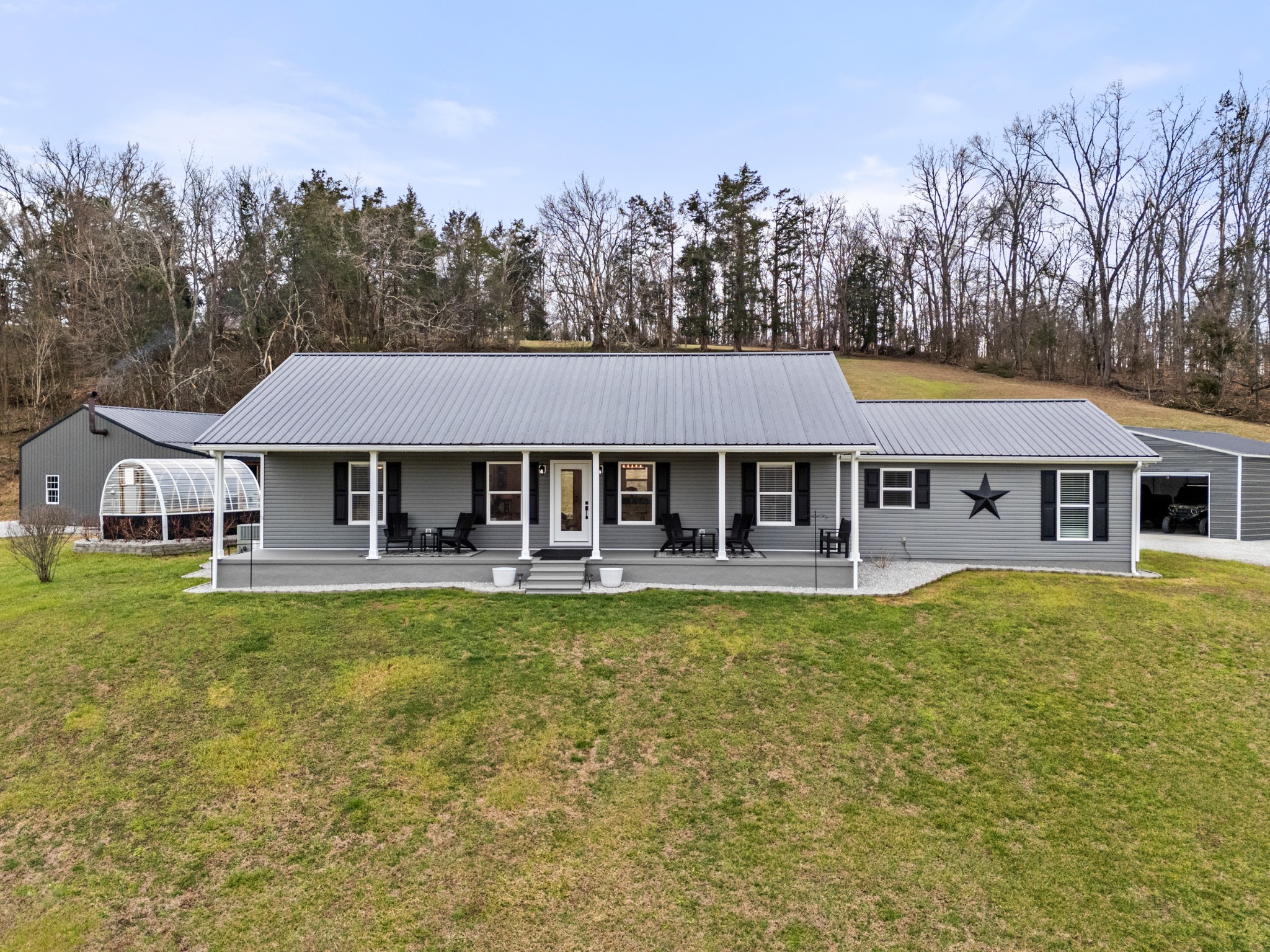 1447 West Beaverdam Road Centerville, TN 37033 - Photo 3 of 60