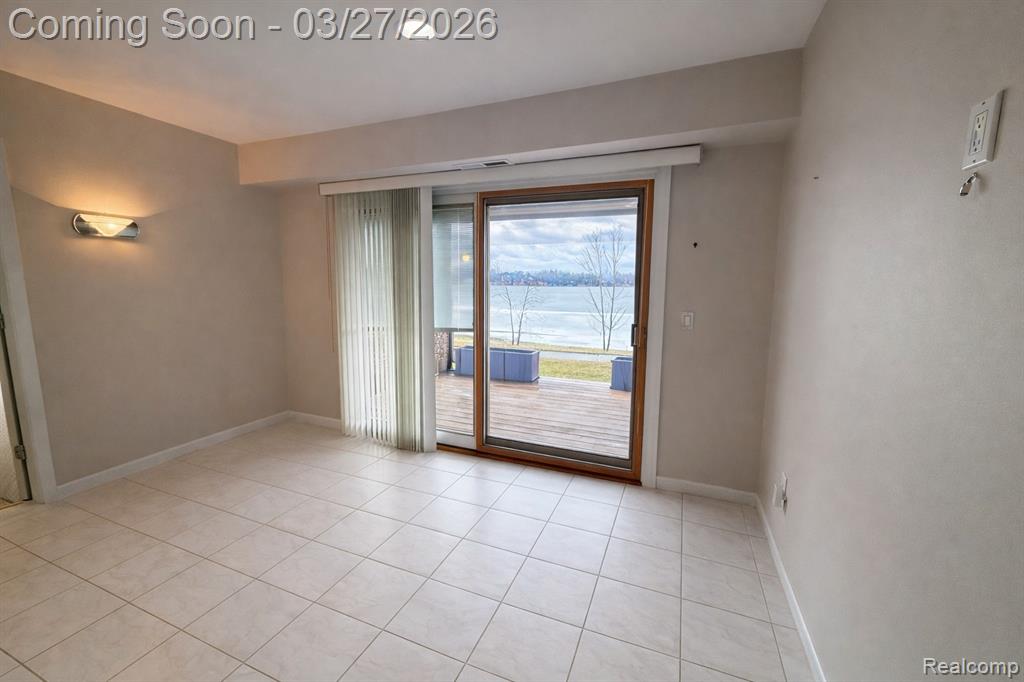1932 Klingensmith Road Bloomfield Hills, MI 48302 - Photo 21 of 27