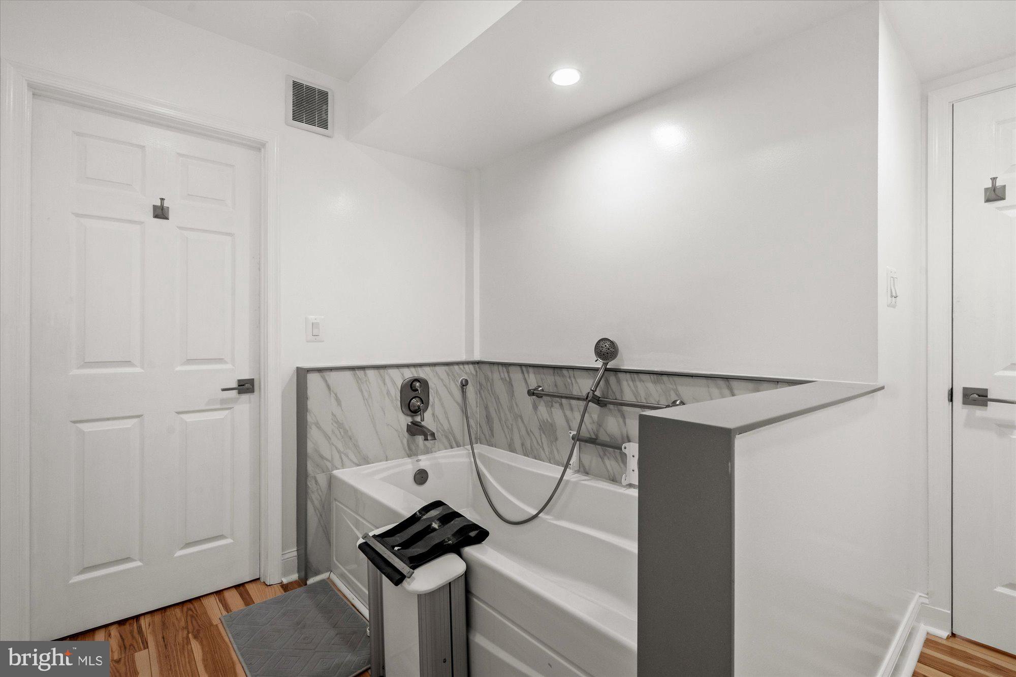 6297 Kerrydale Drive Springfield, VA 22152 - Photo 29 of 43