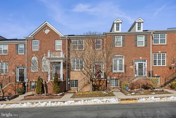 $3,200 | 42726 Tunstall Terrace, Ashburn, VA 20147