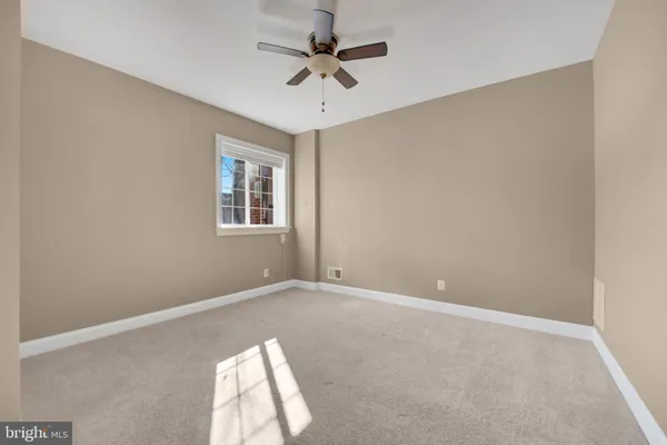 $3,200 | 42726 Tunstall Terrace, Ashburn, VA 20147