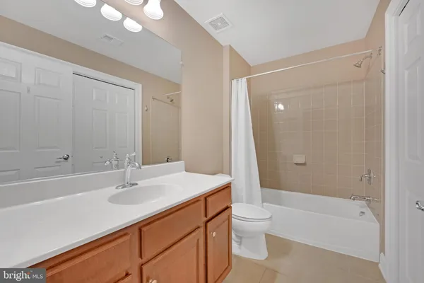 $3,200 | 42726 Tunstall Terrace, Ashburn, VA 20147