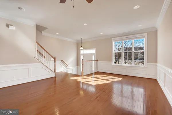 $3,200 | 42726 Tunstall Terrace, Ashburn, VA 20147