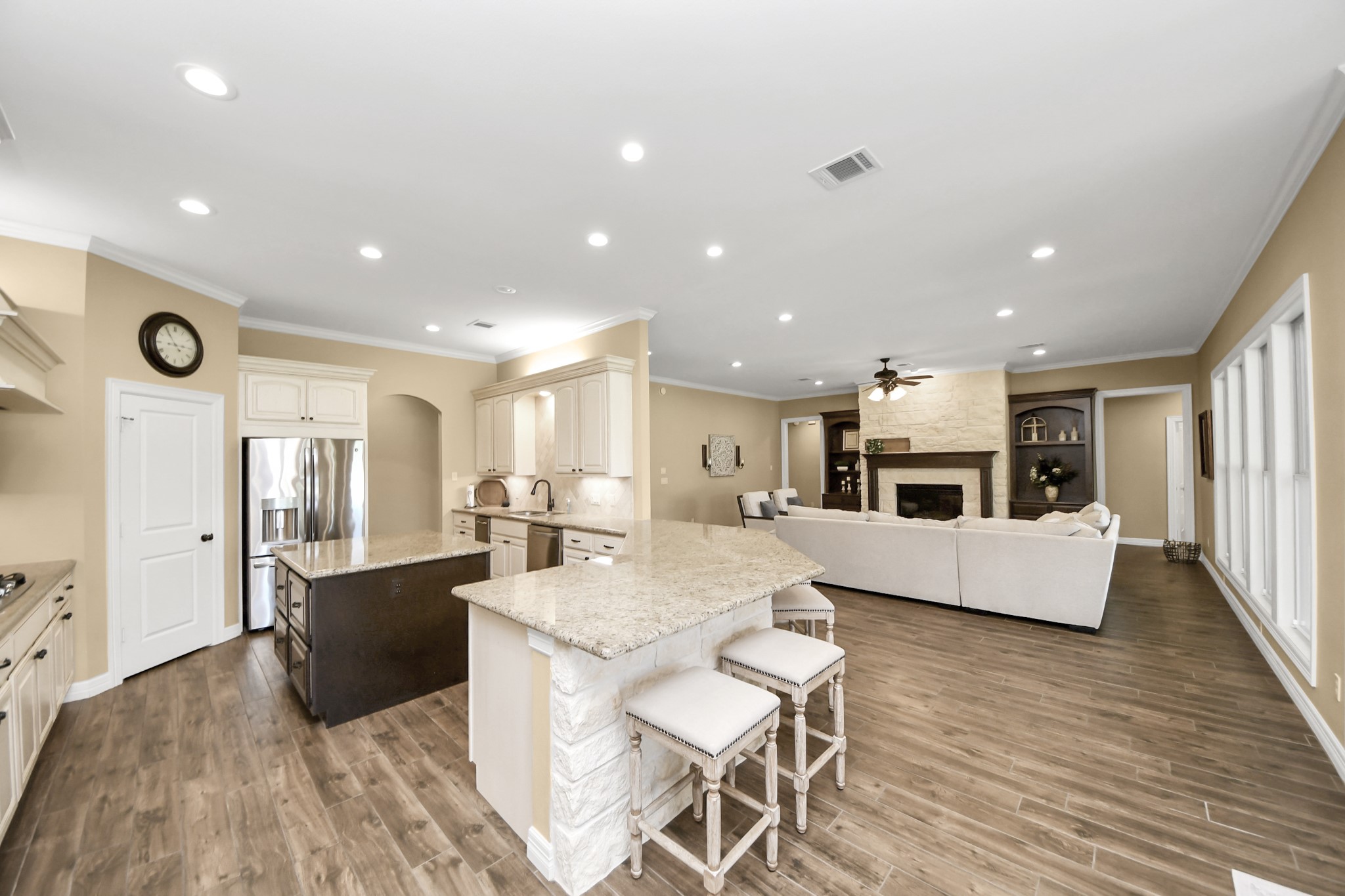 460 High Meadows Road Bellville, TX 77418 - Photo 9 of 50