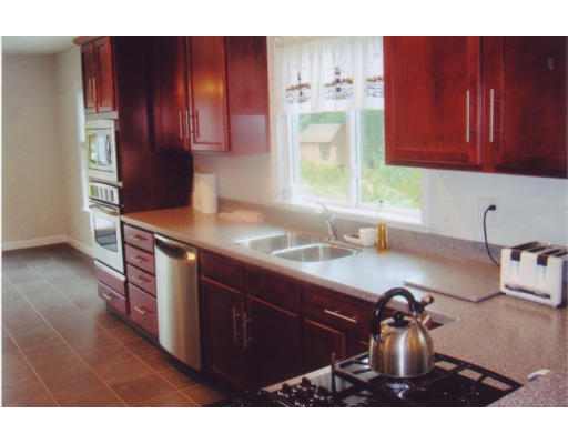 157 Cromesett Road Wareham, MA 02571 - Photo 3 of 8 Gallery Image 3