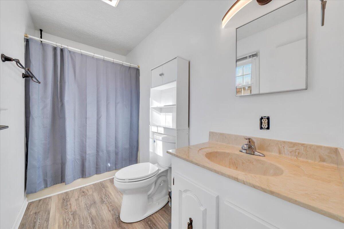 397 Commonwealth Road Galax, VA 24333 - Photo 13 of 36 13-MIB02484