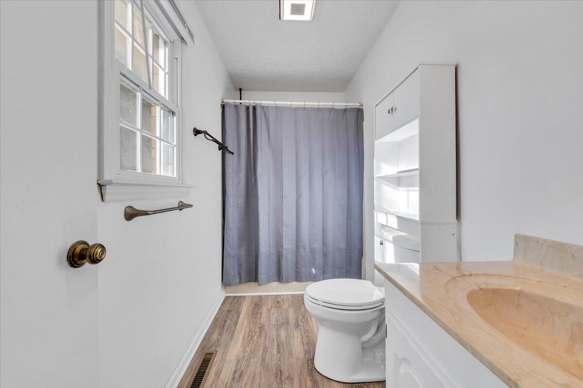 397 Commonwealth Road Galax, VA 24333 - Photo 14 of 36 14-MIB02487