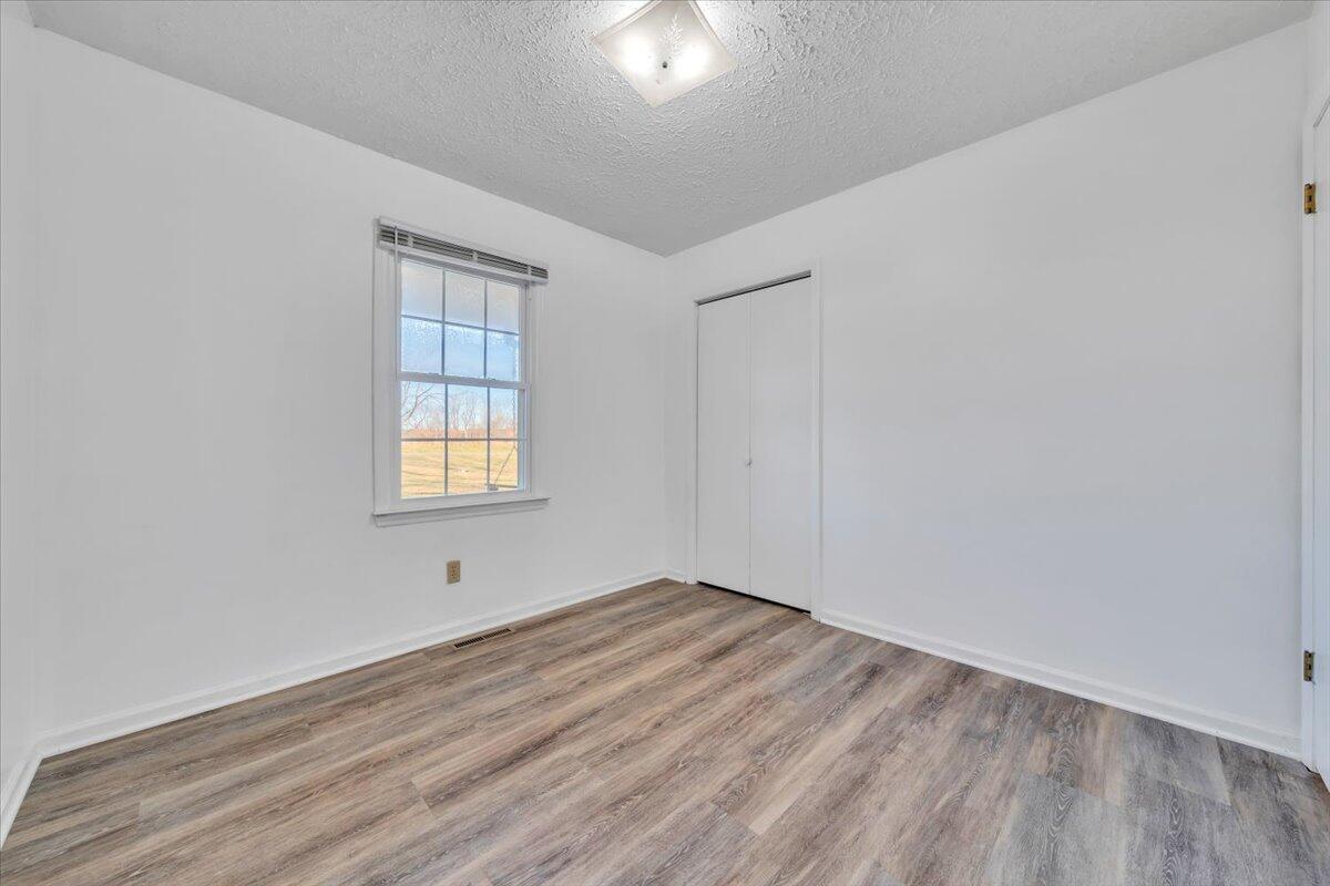 397 Commonwealth Road Galax, VA 24333 - Photo 18 of 36 18-MIB02499