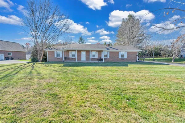 $295,000 | 397 Commonwealth Road, Galax, VA 24333