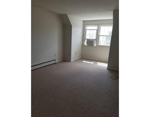 17 Santoro Road Worcester, MA 01606 - Photo 15 of 28 Gallery Image 15