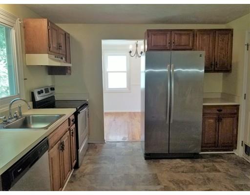 17 Santoro Road Worcester, MA 01606 - Photo 3 of 28 Gallery Image 3