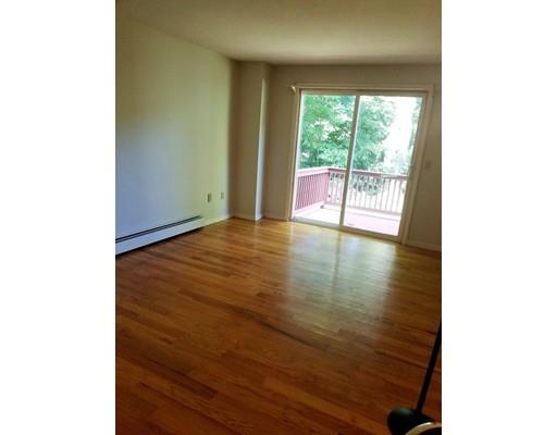17 Santoro Road Worcester, MA 01606 - Photo 7 of 28 Gallery Image 7