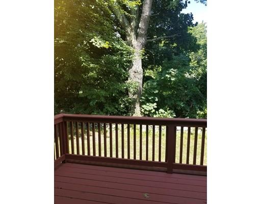 17 Santoro Road Worcester, MA 01606 - Photo 8 of 28 Gallery Image 8