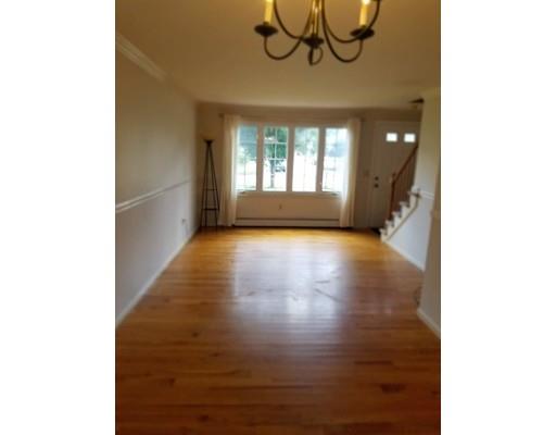 17 Santoro Road Worcester, MA 01606 - Photo 10 of 28 Gallery Image 10