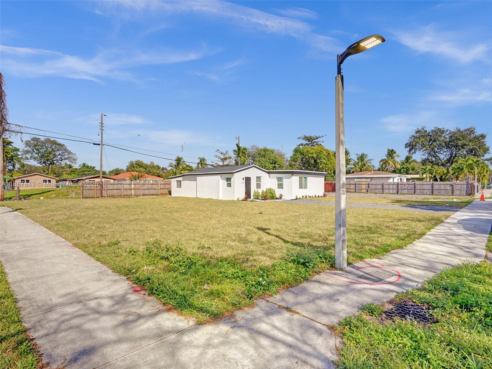 6147 Southwest 40th Street Miramar, FL 33023 - Photo 4 of 4