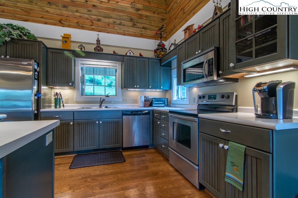 774 Clark Hp Road Sparta, NC 28675 - Photo 4 of 47