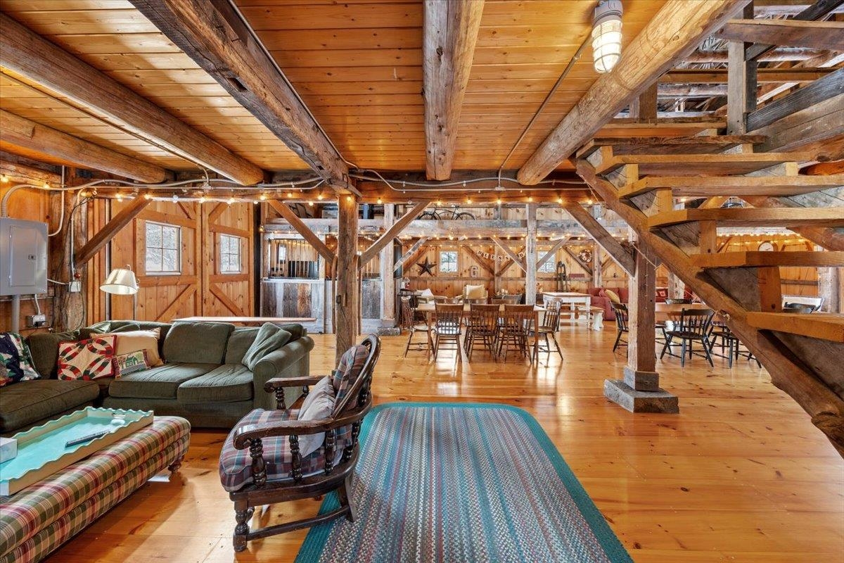 76 Tsienneto Road Derry, NH 03038 - Photo 26 of 50