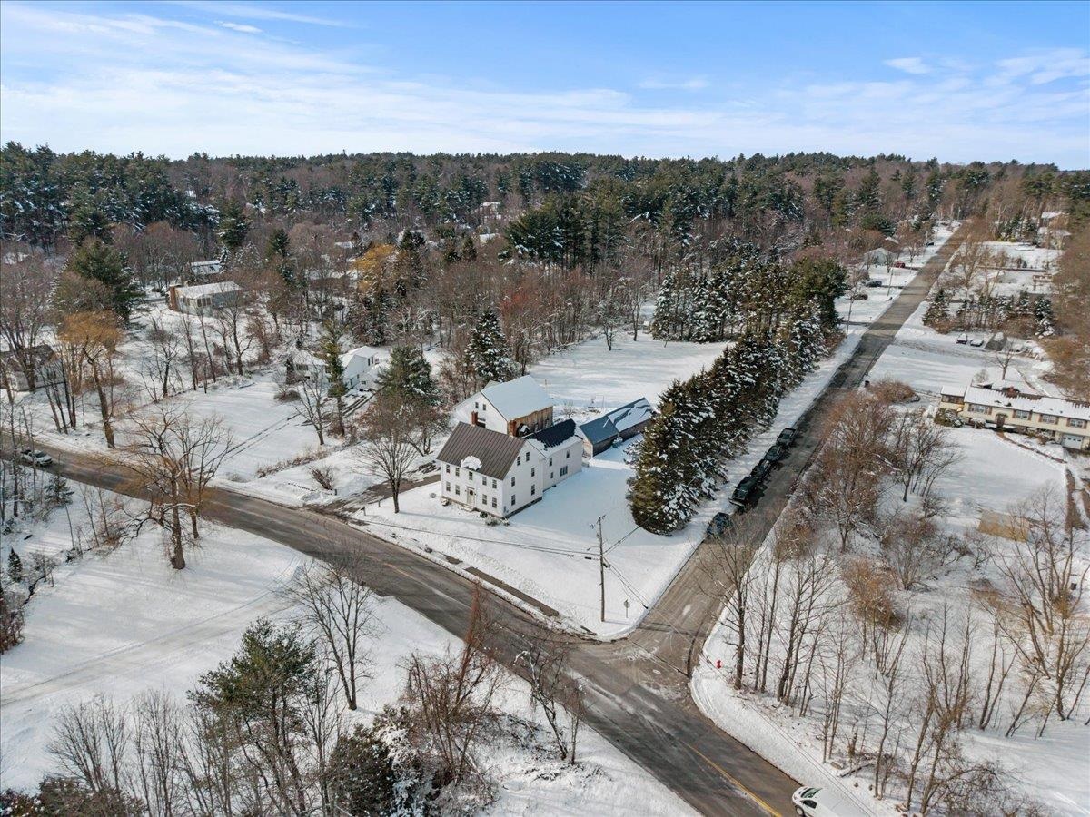 76 Tsienneto Road Derry, NH 03038 - Photo 47 of 50