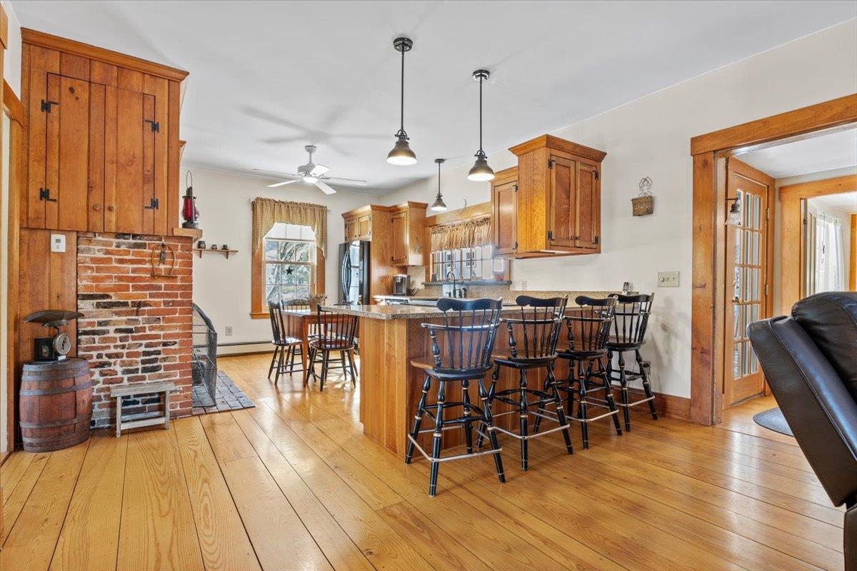 76 Tsienneto Road Derry, NH 03038 - Photo 6 of 50