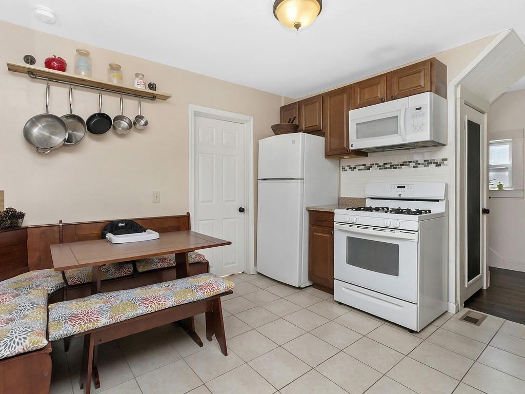 12 Outlook Road Waltham, MA 02451 - Photo 10 of 36 Gallery Image 10