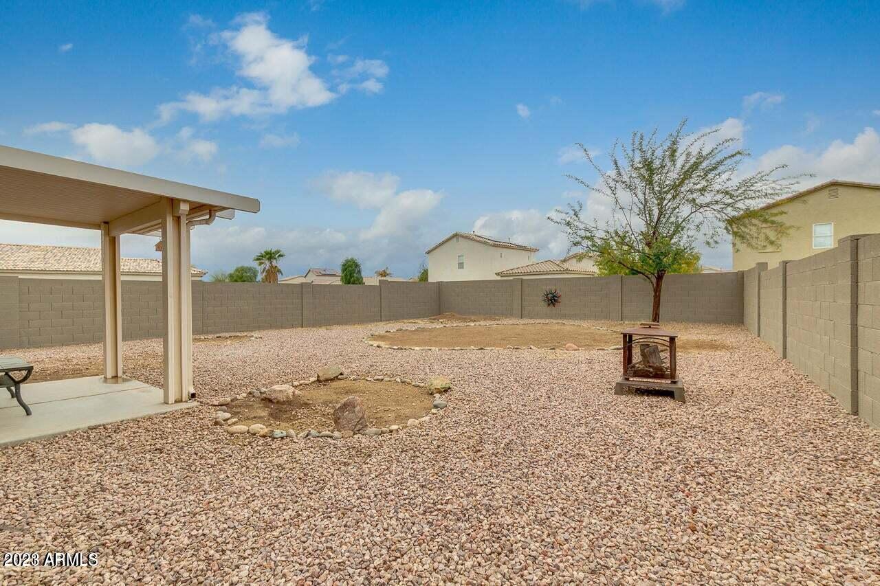 13162 West Calavar Road Surprise, AZ 85379 - Photo 34 of 35 20210121000234686470000000-o