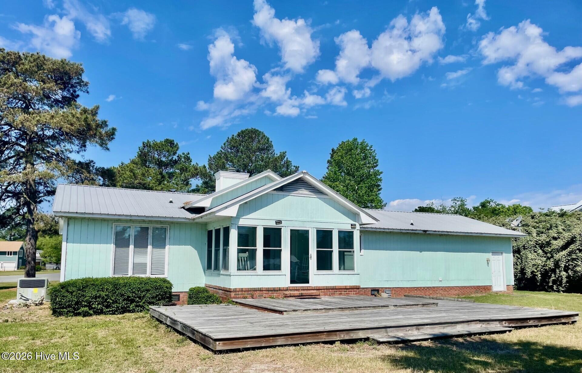 12 Hawk Drive Harrells, NC 28444 - Photo 2 of 18 back of suzie house