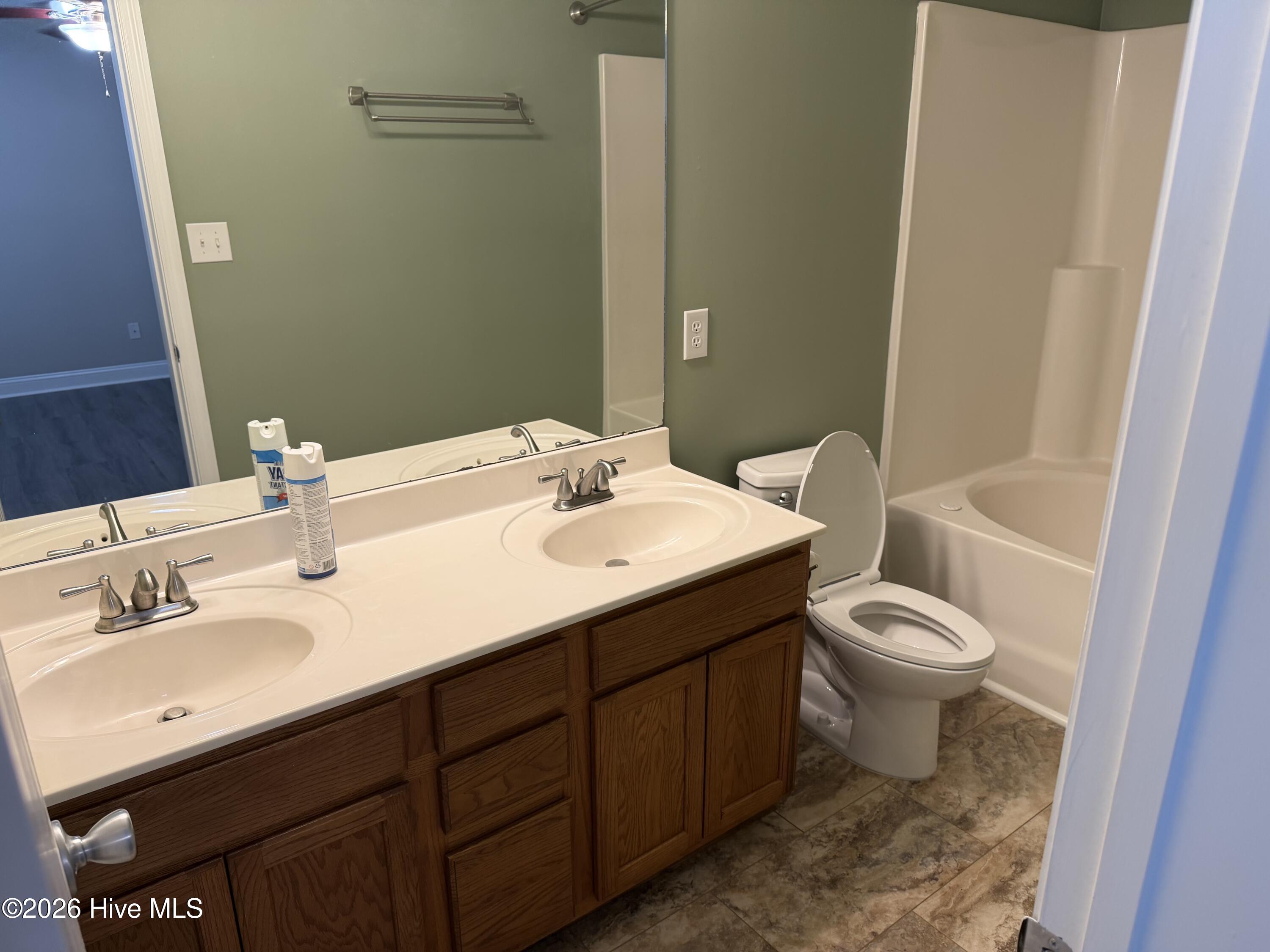 136 Annie Road Richlands, NC 28574 - Photo 10 of 20