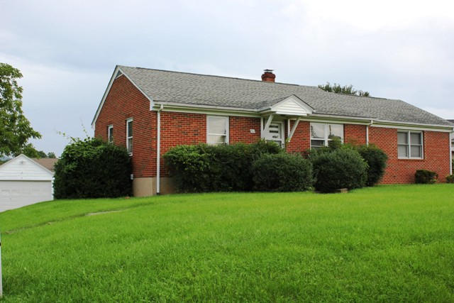 4501 Retreat Road Boones Mill, VA 24065 - Photo 3 of 57 a front view of house with yard and green space