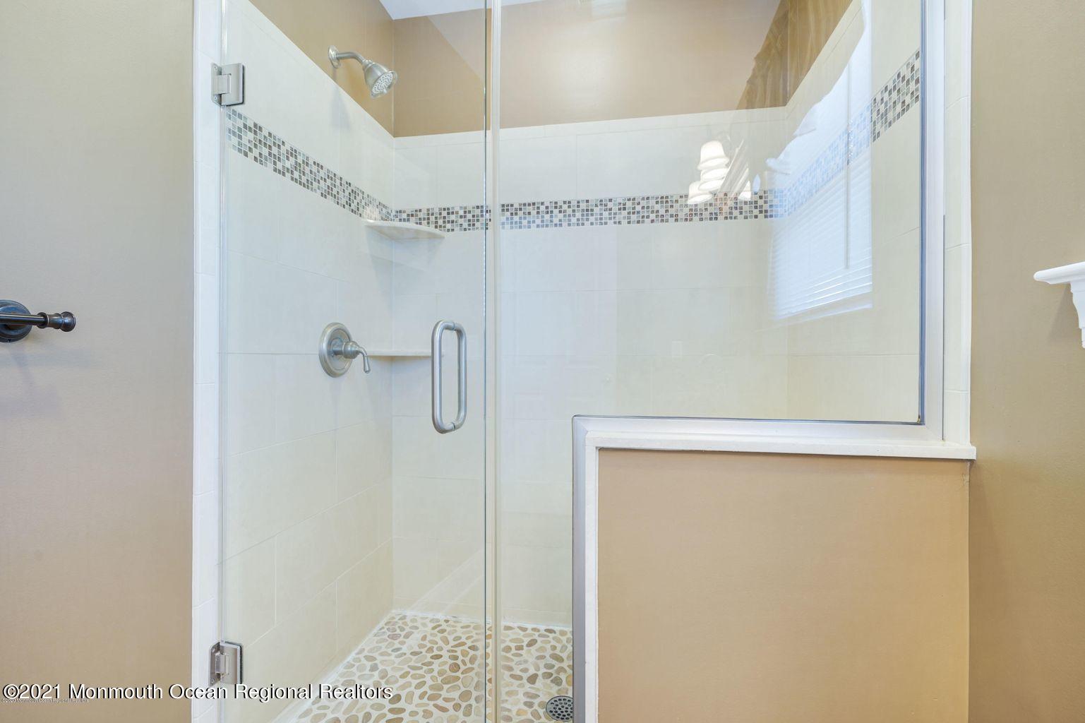 26 Sugar Hill Road Manahawkin, NJ 08050 - Photo 32 of 41 20200413205347085747000000-o