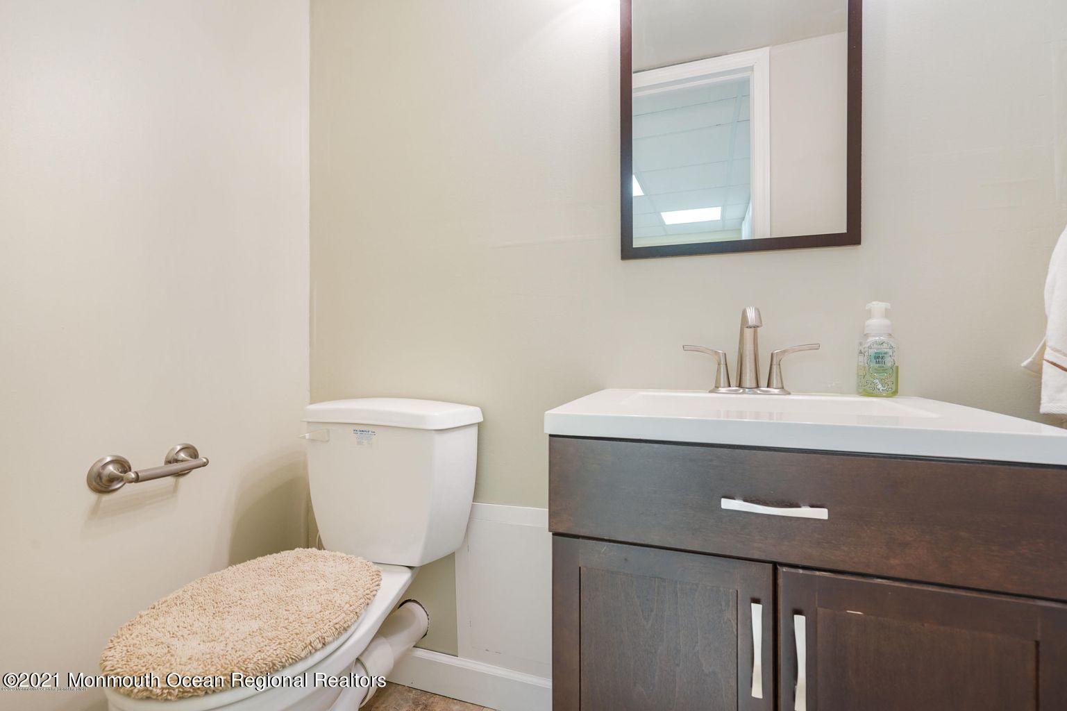 26 Sugar Hill Road Manahawkin, NJ 08050 - Photo 34 of 41 20200413205439407139000000-o