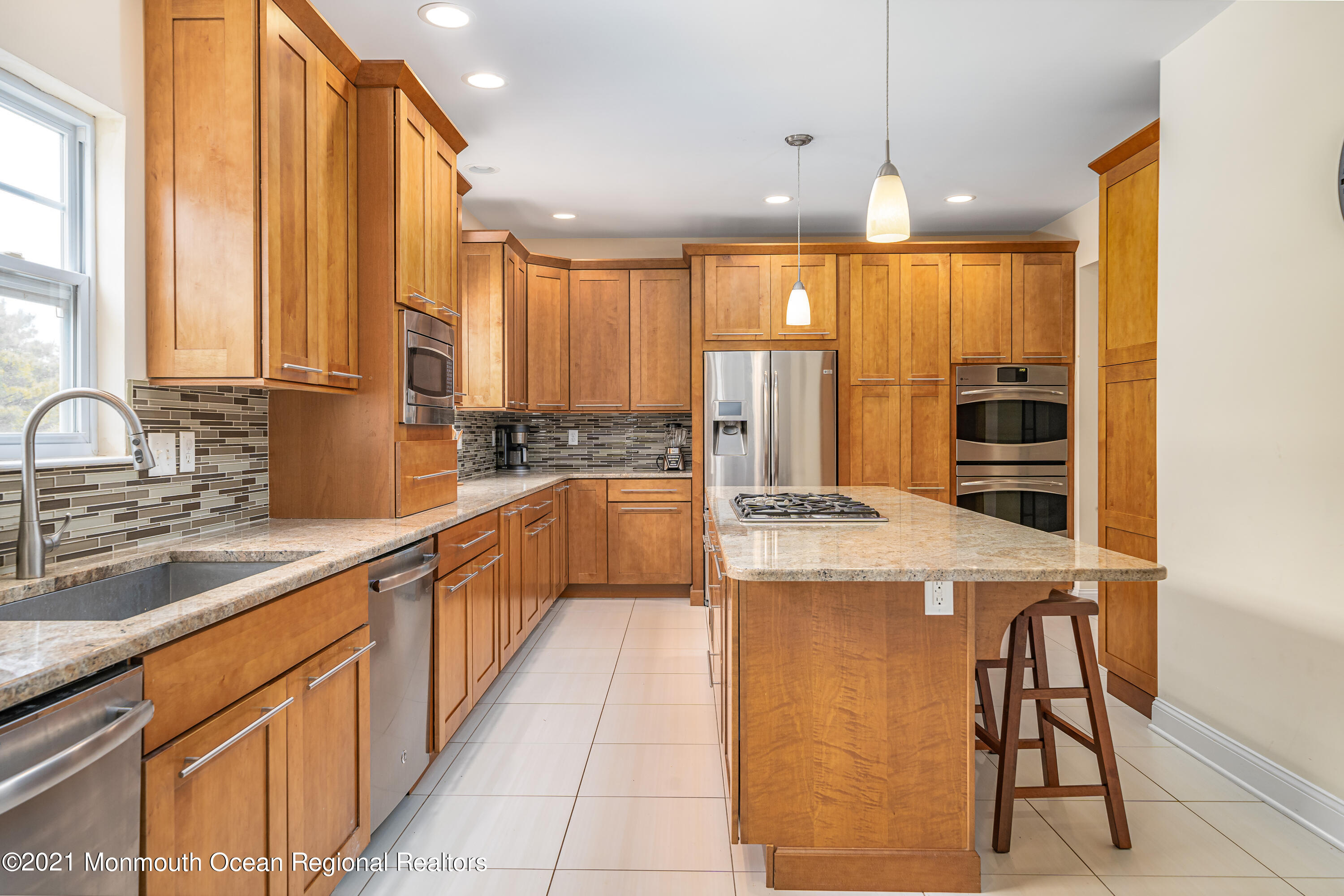 26 Sugar Hill Road Manahawkin, NJ 08050 - Photo 6 of 41 8