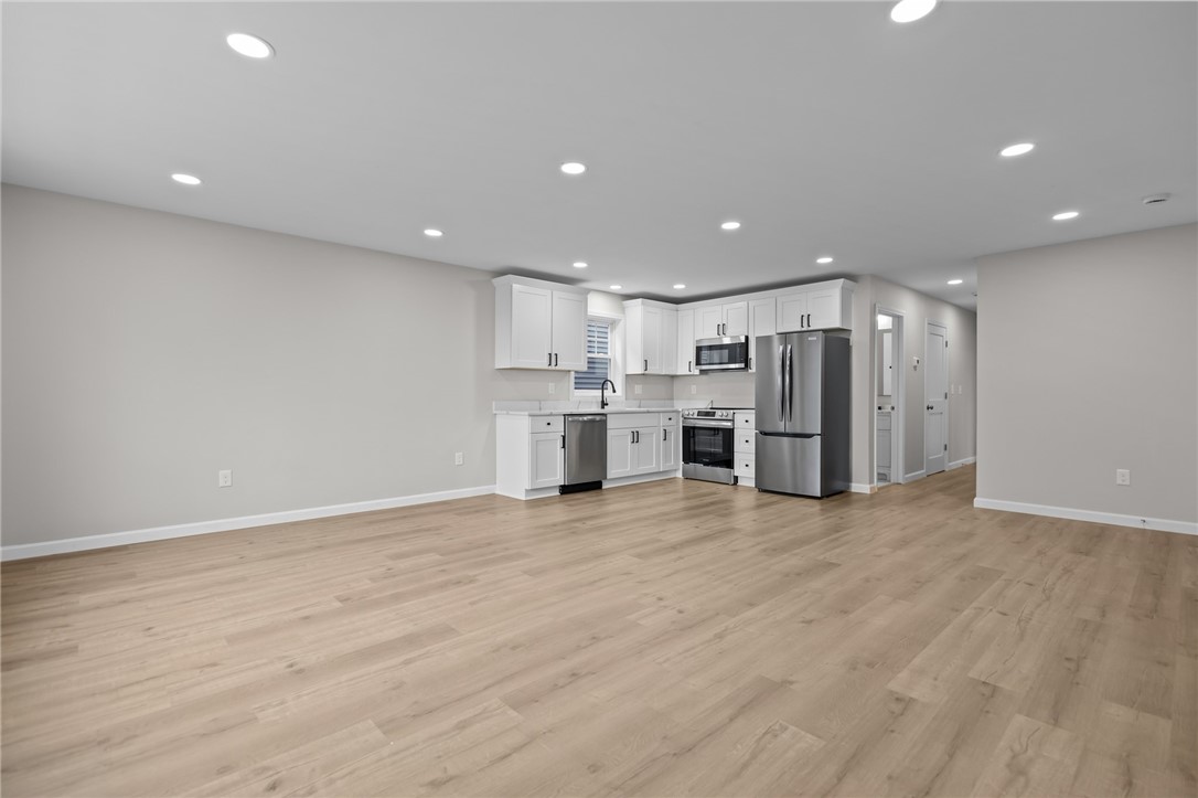 17 Judith Street Providence, RI 02909 - Photo 13 of 45